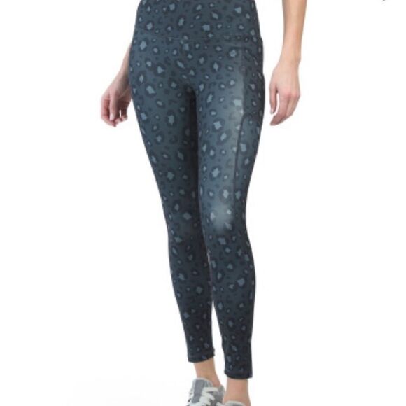Reebok Pants - Reebok High Rise Printed Leggings